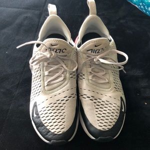 Nike Air Max 270
